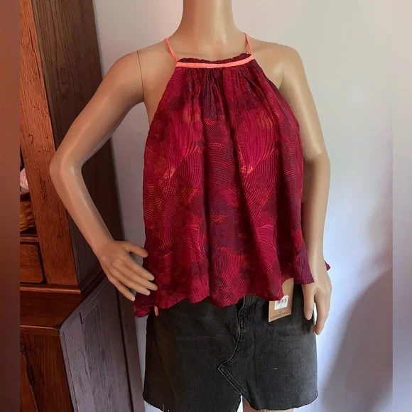 NWT $78 Free People | Casual Tank in Red | Cool Cut Out Sides for Lightweight - Picture 5 of 8